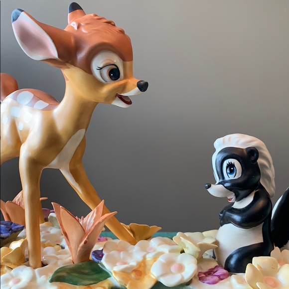 Walt Disney Classics Bambi and Flower Limited Ed - Picture 3 of 7